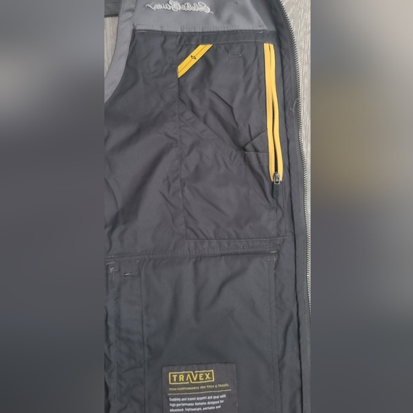 Eddie Bauer Travex Vest - Picture 4 of 5